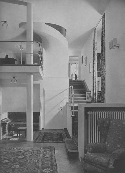 Hall, 1930 © Julius Scherb